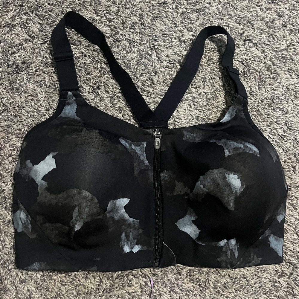 All In Motion Sports Bra - Picture 1 of 2